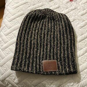 Love Your Melon Black and Tan Knit Hat